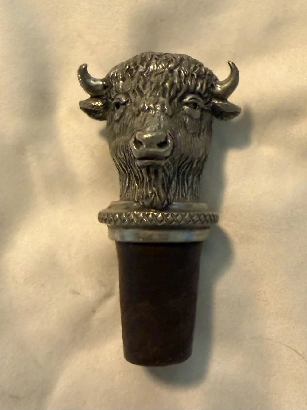 NWOT Heritage Pewter Buffalo Head Bottle Stopper —